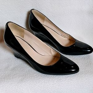 Cole Haan black patent leather wedge size 5.5